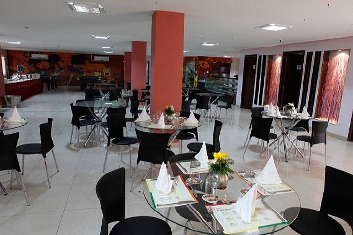 cafeteria
